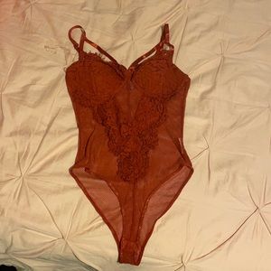 Lingerie bodysuit